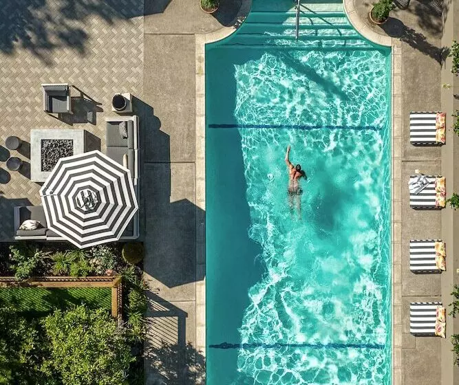 Отель The Madrona