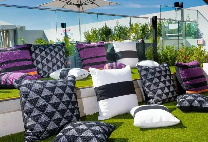 The Mayfair Hotel Los Angeles