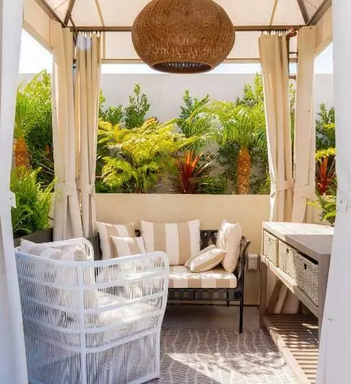 The Mayfair Hotel Los Angeles