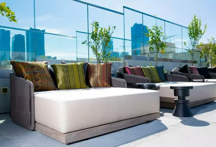 The Mayfair Hotel Los Angeles