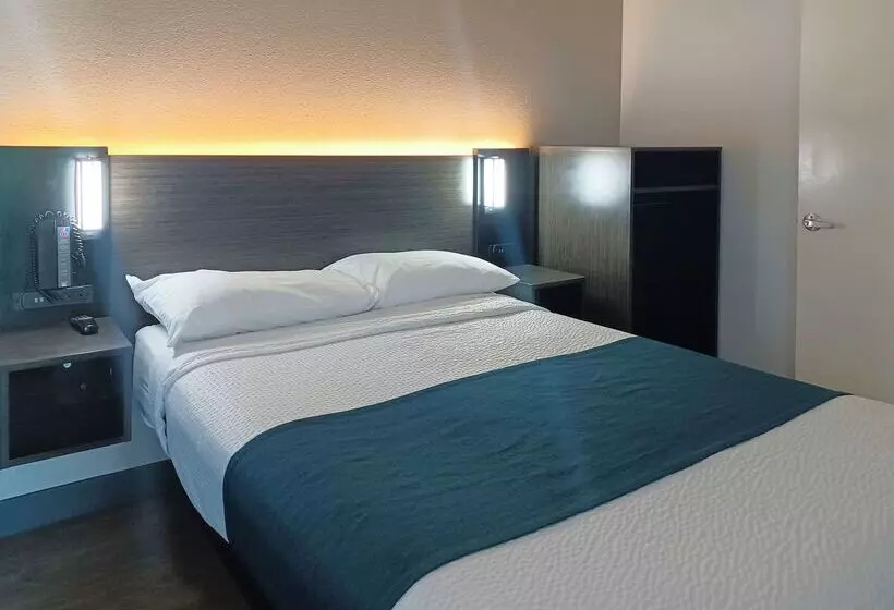 Motel 6fresno, Ca  Blackstone North