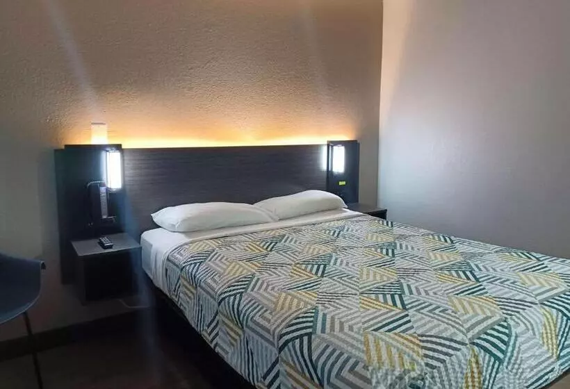 Motel 6fresno, Ca  Blackstone North