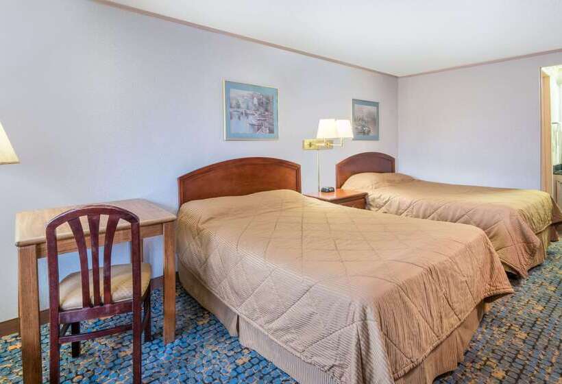 فندق على الطريق Knights Inn Canton