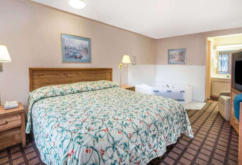 فندق على الطريق Knights Inn Canton