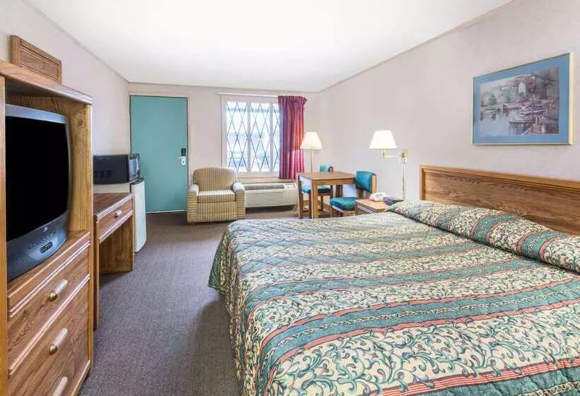 汽车旅馆 Knights Inn Canton