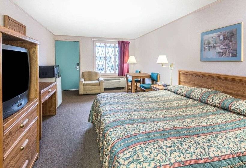 فندق على الطريق Knights Inn Canton