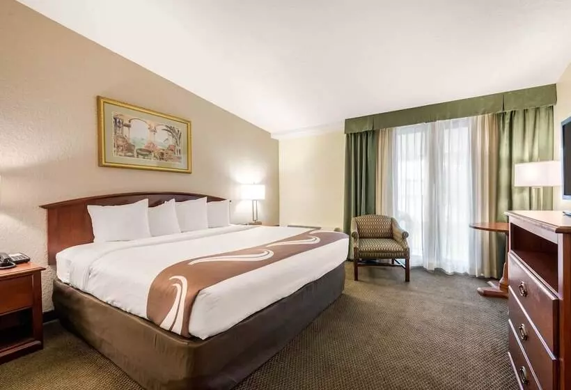 리조트 Quality Inn & Suites Tarpon Springs South