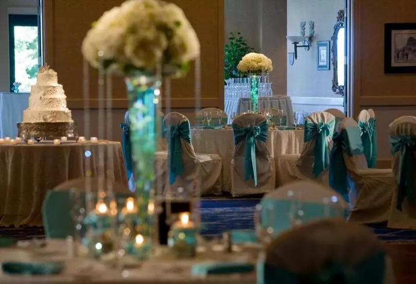 אתר נופש Seaview, A Dolce