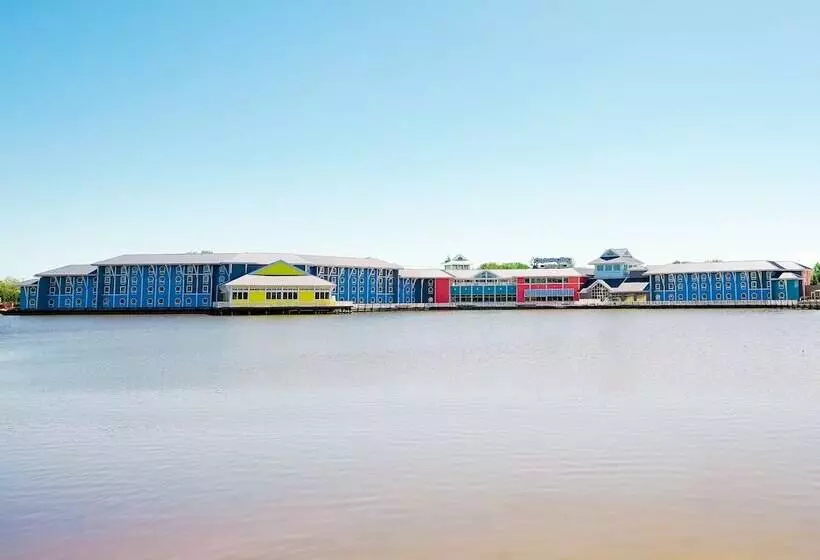 Castaway Bay By Cedar Point Resorts