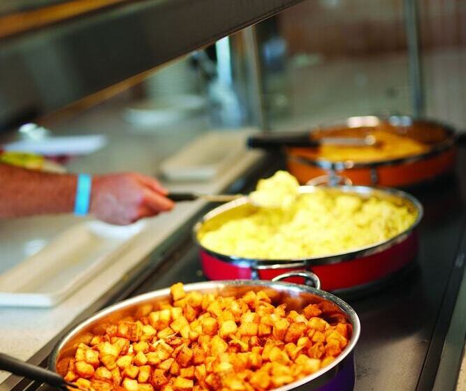 Castaway Bay By Cedar Point Resorts