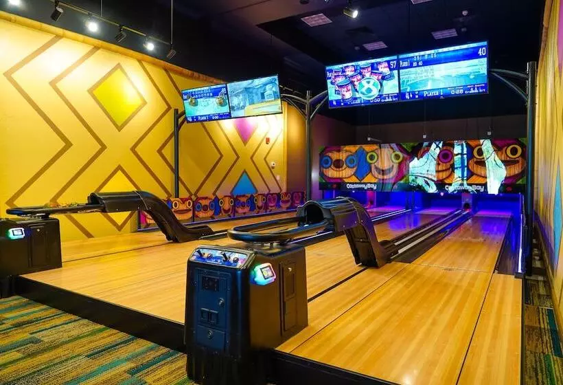 Castaway Bay By Cedar Point Resorts