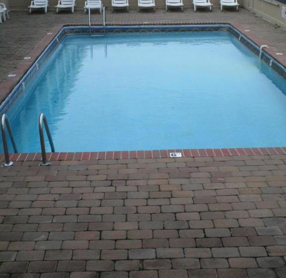 Hotel Neptune Motor Lodge