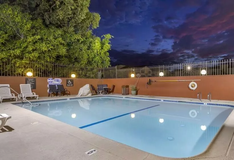 فندق Best Western Los Angeles Worldport