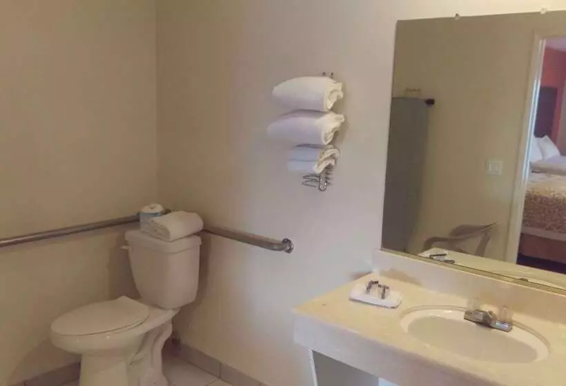 فندق Days Inn By Wyndham Hemet