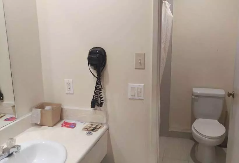 فندق Days Inn By Wyndham Hemet