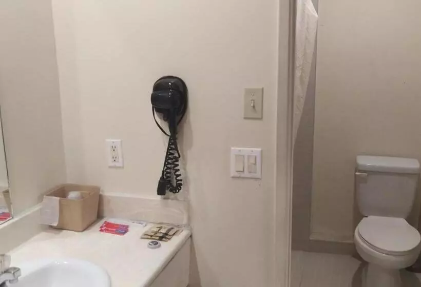 فندق Days Inn By Wyndham Hemet