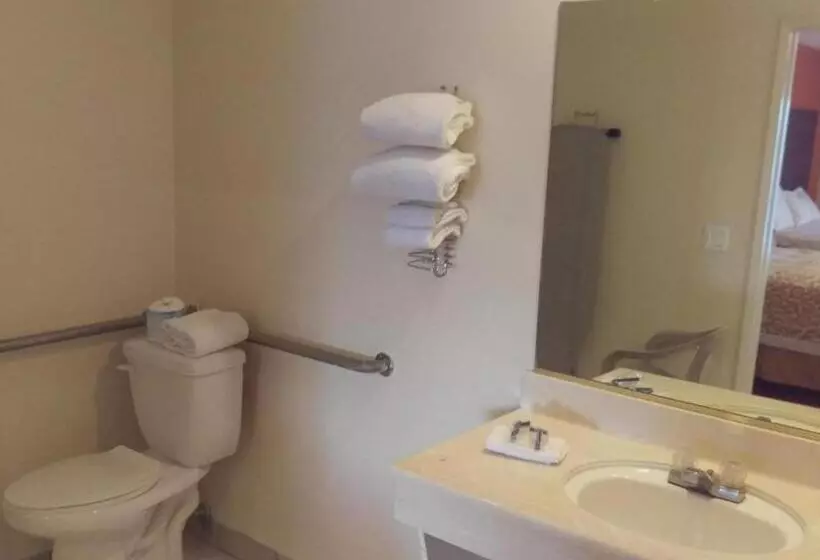 فندق Days Inn By Wyndham Hemet