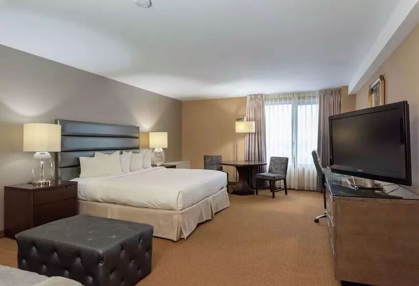 Hotel Doubletree By Hilton Bloomington Minneapolis South