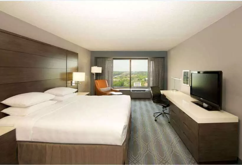 Hotel Doubletree By Hilton Bloomington Minneapolis South