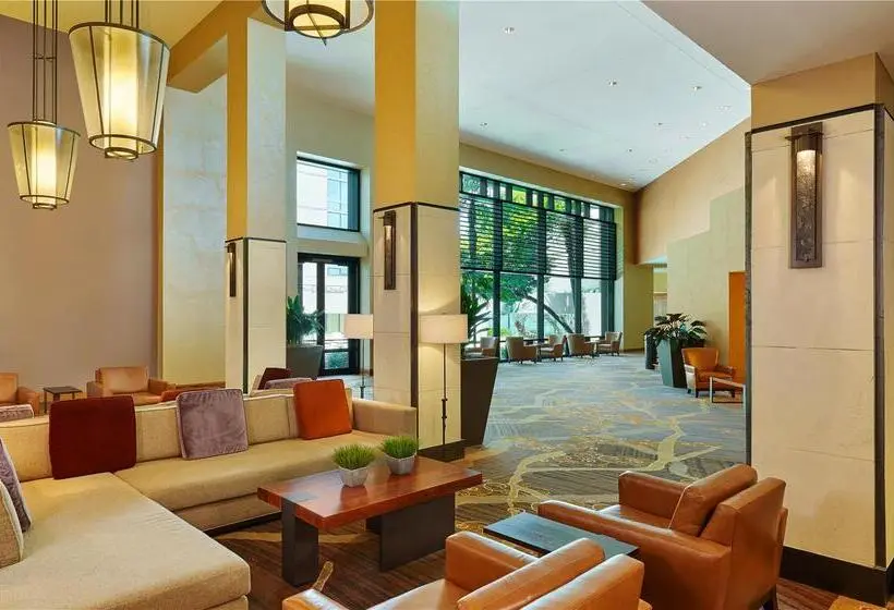 ホテル Doubletree By Hilton San Antonio Airport