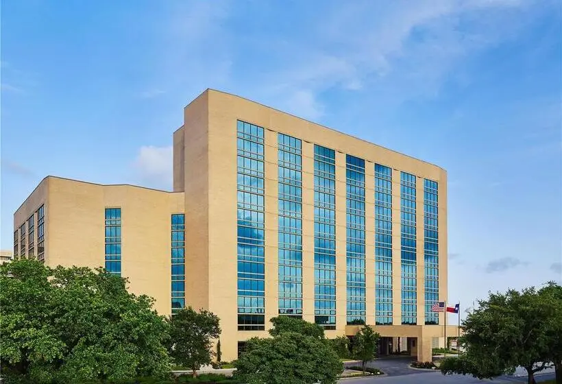ホテル Doubletree By Hilton San Antonio Airport