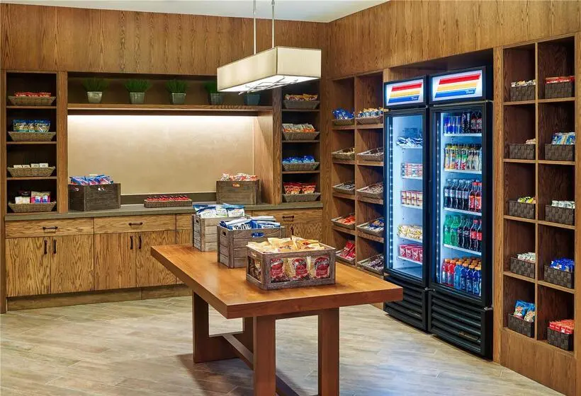 ホテル Doubletree By Hilton San Antonio Airport