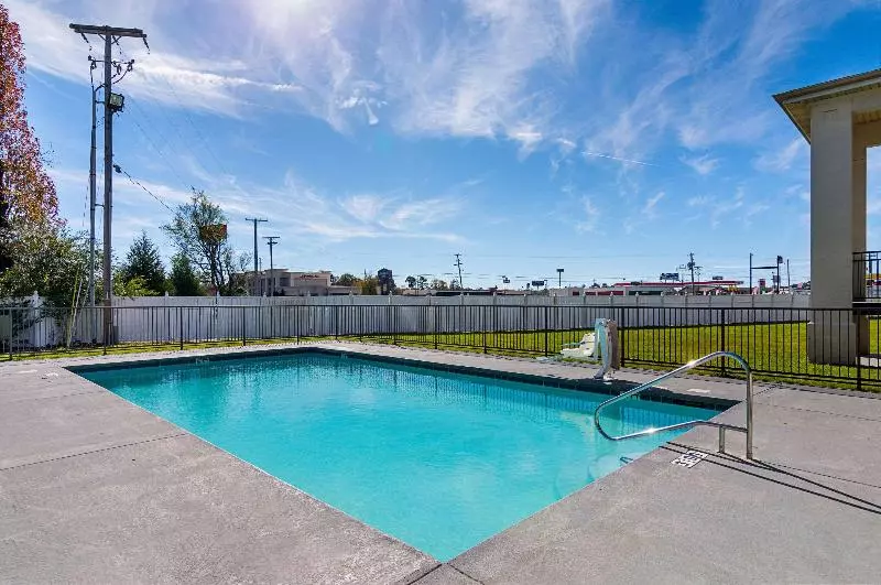 فندق Econo Lodge