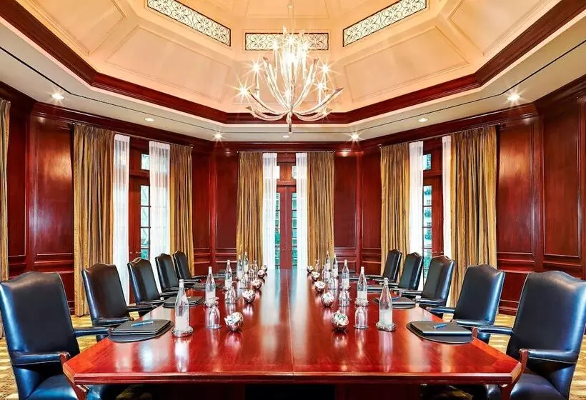 فندق Gaylord Opryland Resort & Convention Center