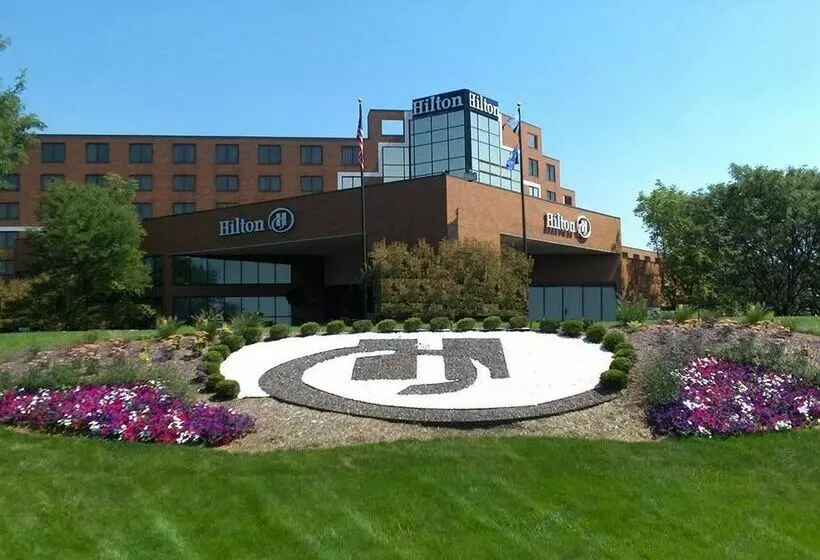 ホテル Hilton Indianapolis North