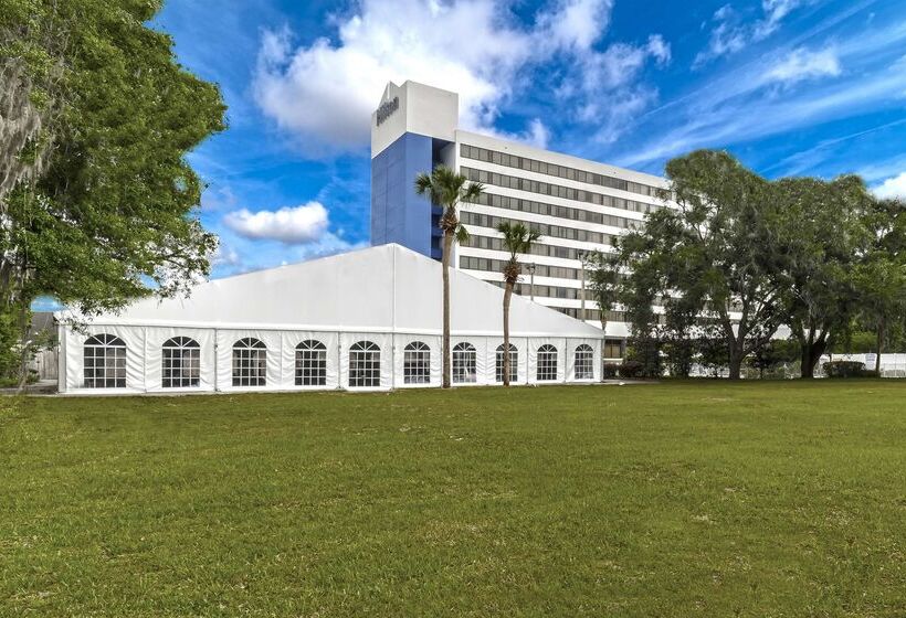 בית מלון כפרי Hilton Ocala