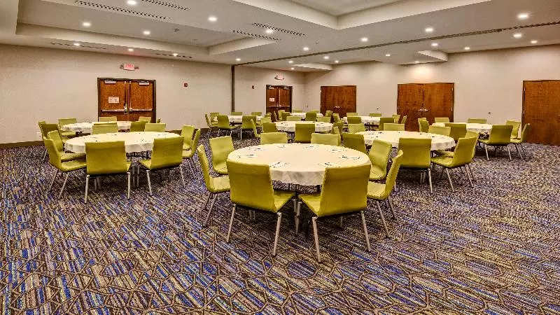 酒店 Holiday Inn Express Louisville Airport Expo Center, An Ihg