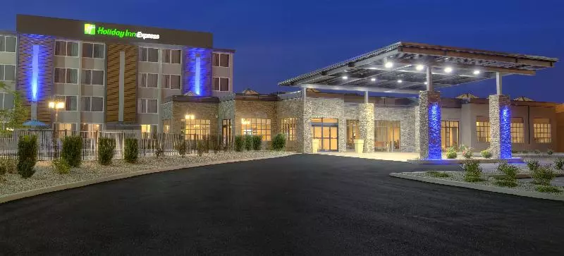酒店 Holiday Inn Express Louisville Airport Expo Center, An Ihg