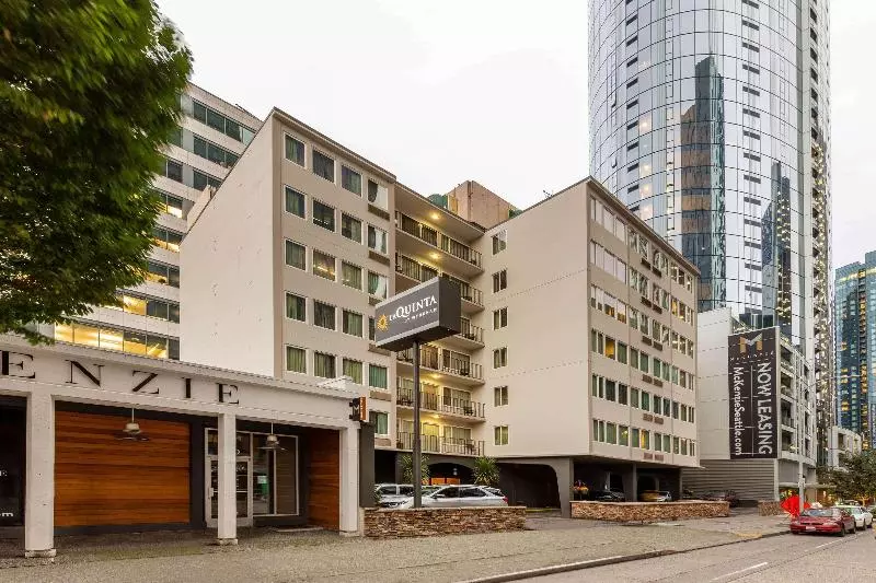 בית מלון כפרי La Quinta By Wyndham Seattle Downtown