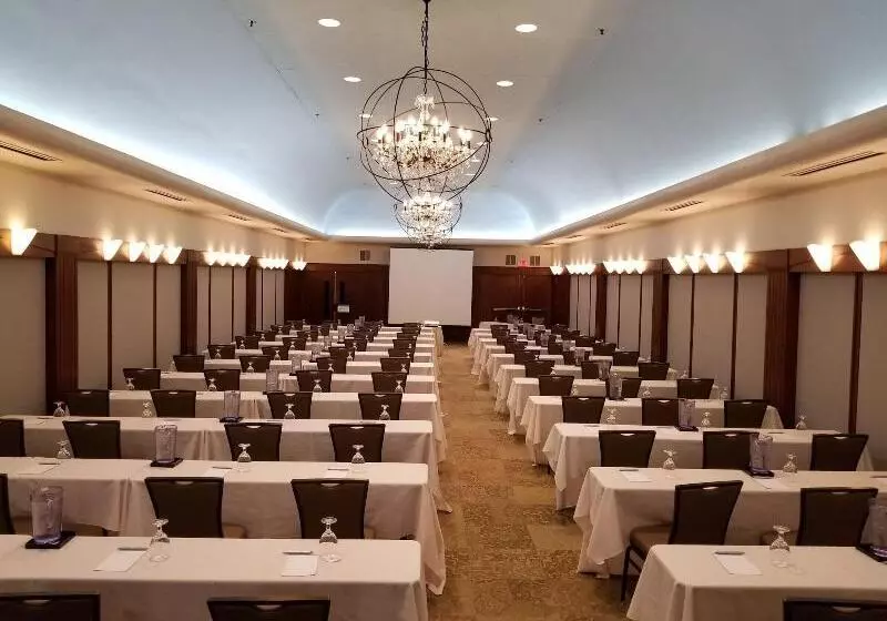 Portland Regency Hotel & Spa