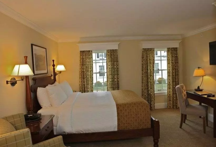 فندق Publick House Historic Inn And Country Motor Lodge