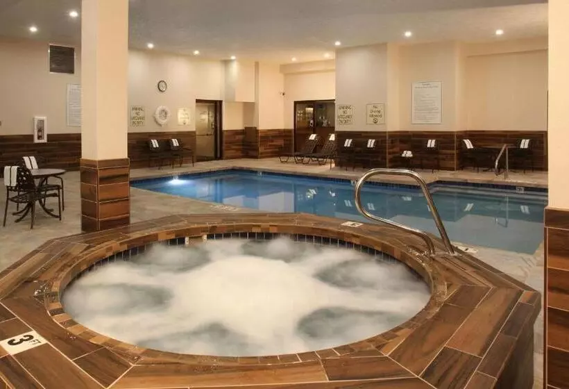 호텔 Quality Inn Oakwood