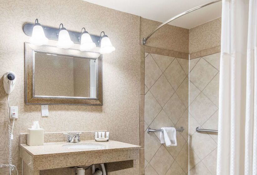 Red Lion Hotel Portland Airport