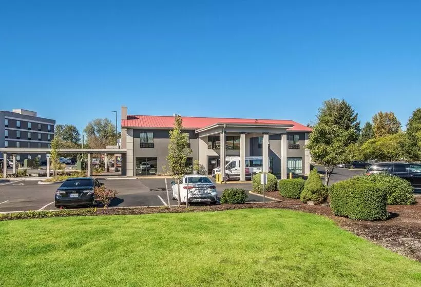 Red Lion Hotel Portland Airport