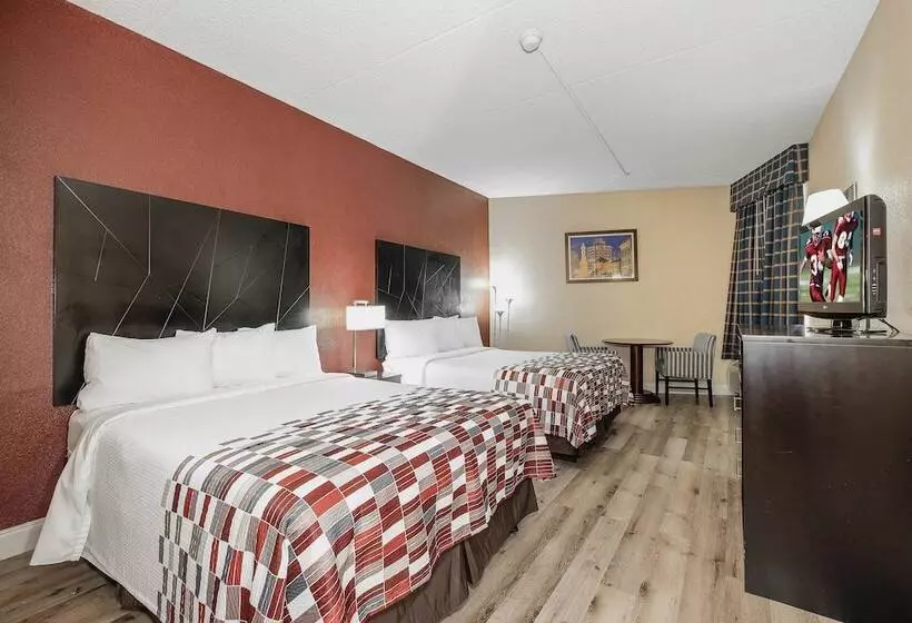 Отель Red Roof Inn & Suites Macon