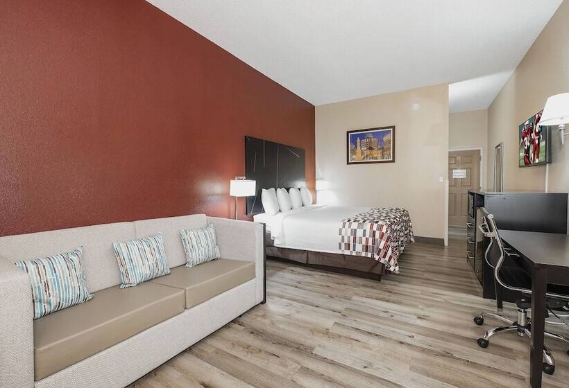 فندق Red Roof Inn & Suites Macon