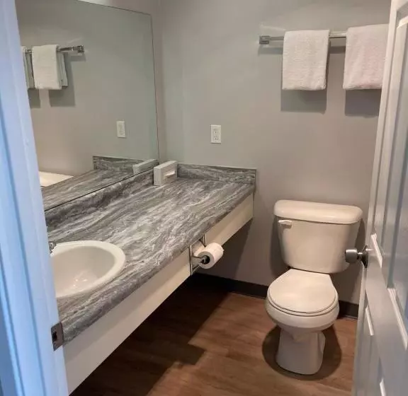 ホテル Seabird Lodge Fort Bragg