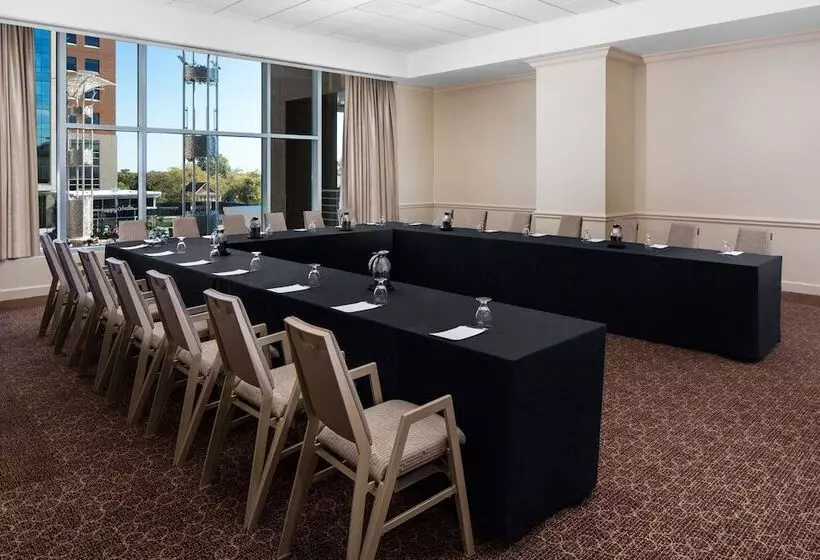 Otel Sheraton Raleigh