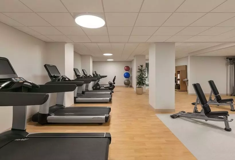 Otel Sheraton Raleigh