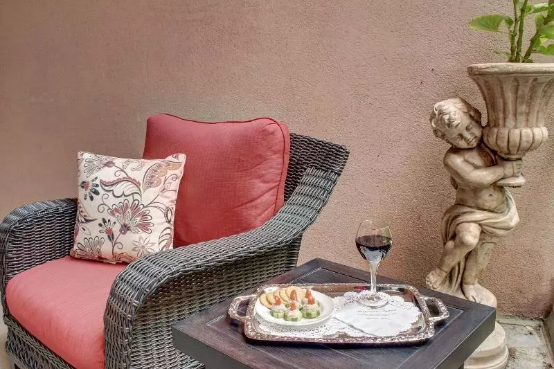 בית מלון כפרי The Presidents' Quarters Inn