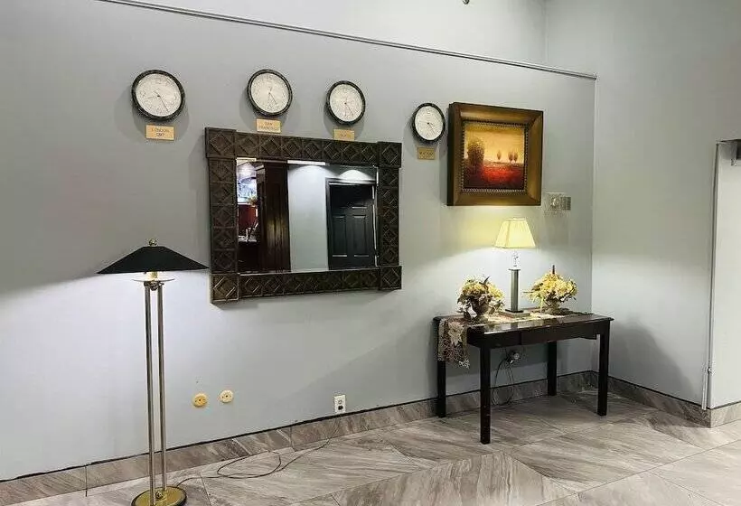 בית מלון כפרי Town Inn