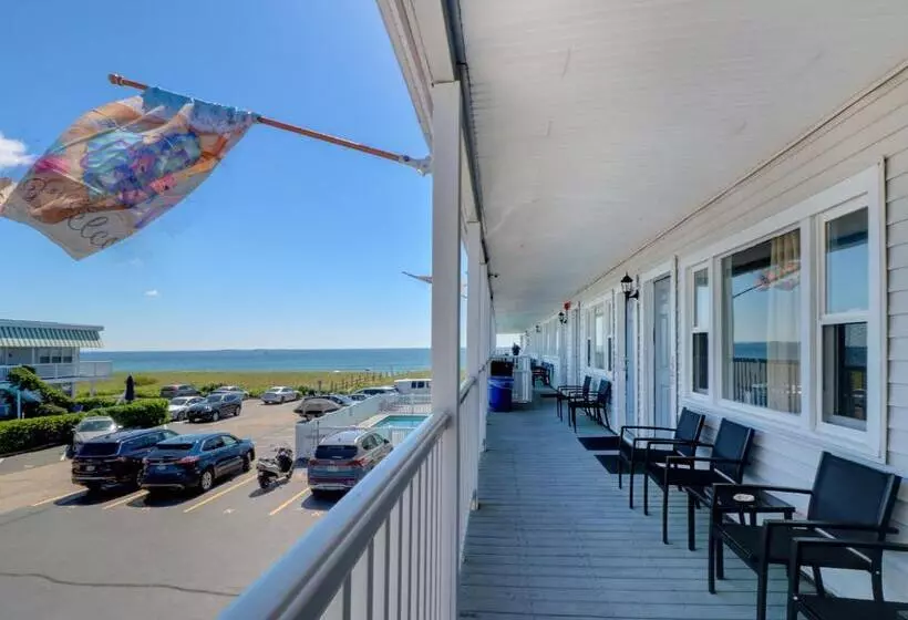 On The Beach Motel