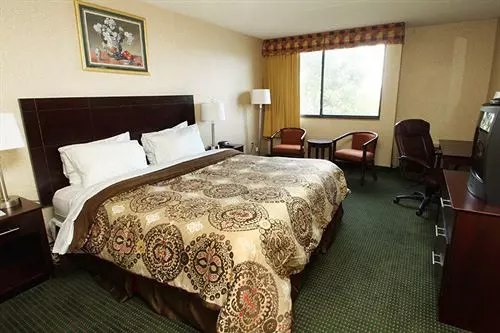 Stratford Hotel & Conference Center