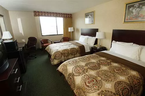 Stratford Hotel & Conference Center