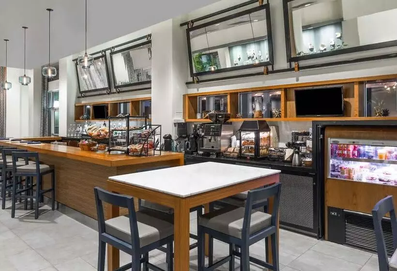 Wyndham Orlando Resort International Drive