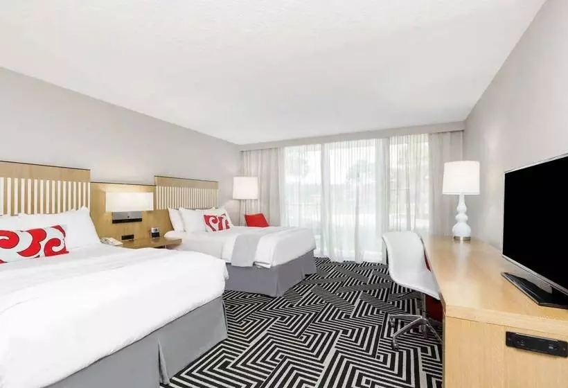 Wyndham Orlando Resort International Drive